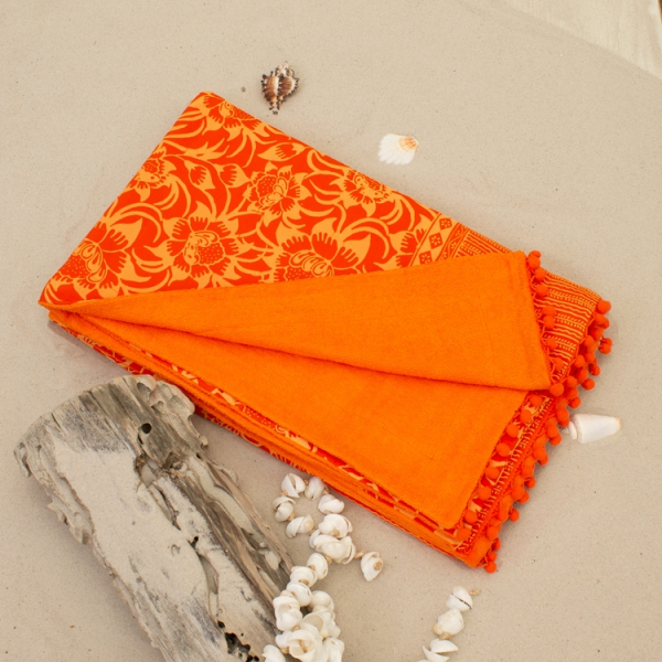 Batik Strandlaken met pompons Happy and Smile
