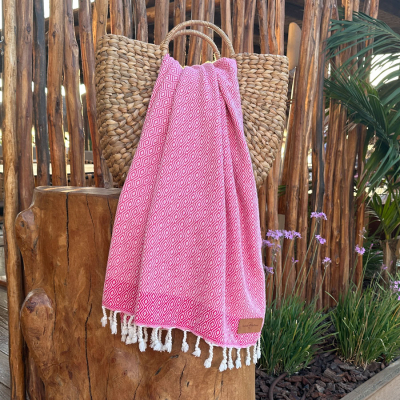 Hamamdoek
Double Diamond
Raspberry - Sorbet
