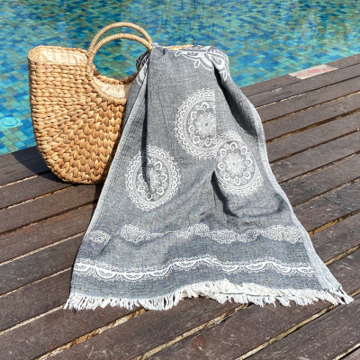 Hamamdoek
Bohemia
Black
