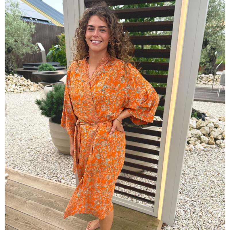 Badjas kimono long
Balyy batik
 Day of Sunshine